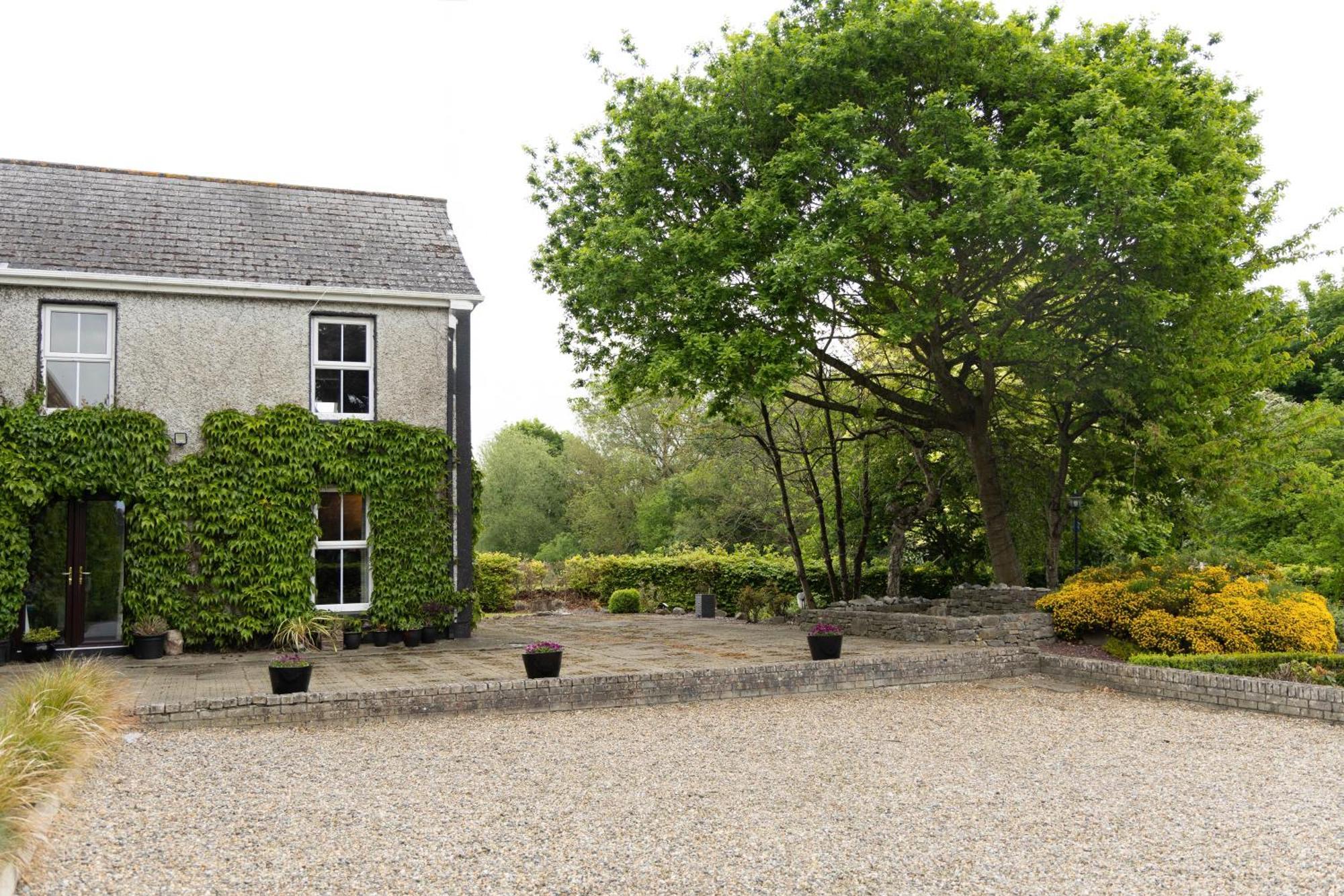 Fitz Of Inch Hotel Stradbally  Exterior photo